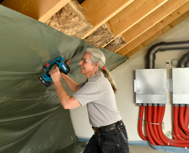 Bez przewodów, bez problemów: niezawodne zszywacze akumulatorowe Novus - J-551 i J-550